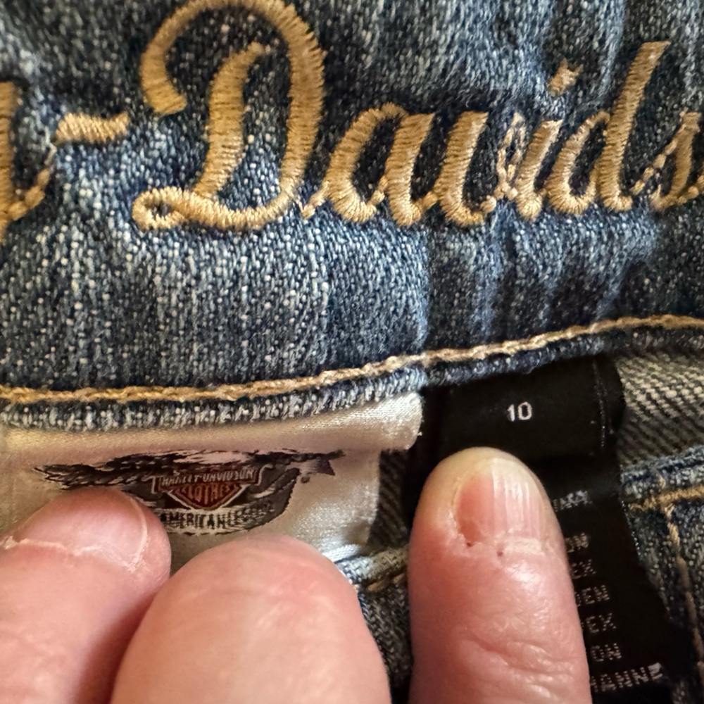 Harley Davidson boot leg jeans size 10 - Picture 3 of 3